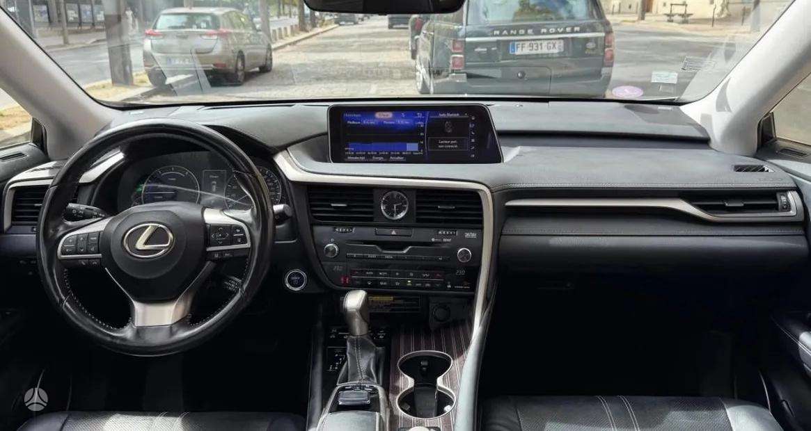Lexus