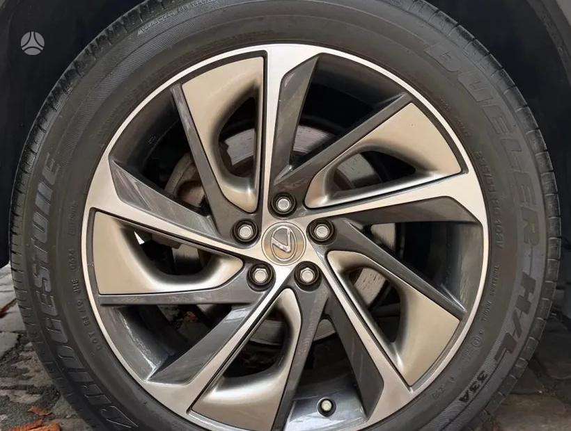 Lexus