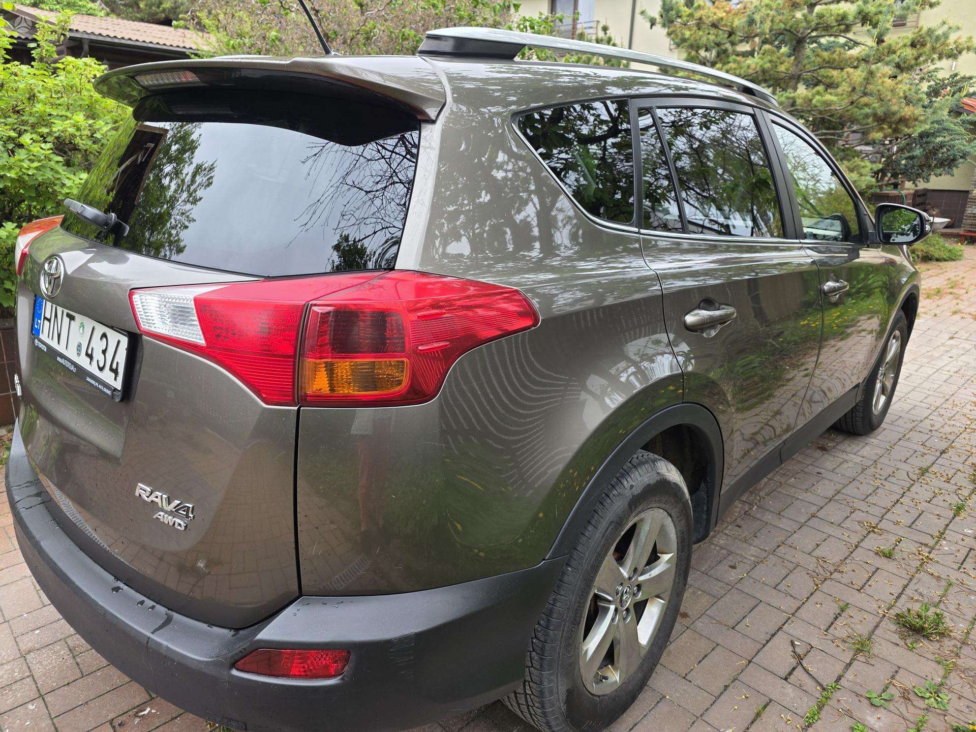 Toyota RAV4, 2.0 l., Внедорожник / Кроссовер 2015-02 m., | A32697998