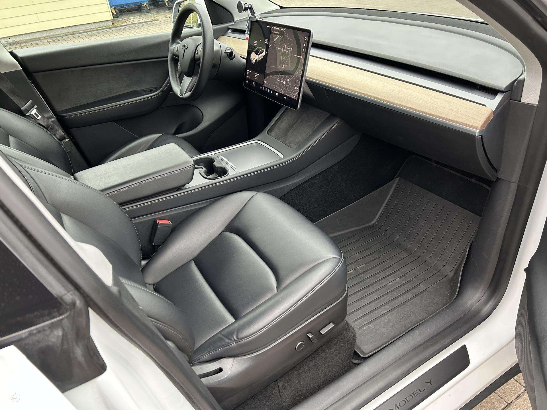 Tesla Model Y, 81 kWh, visureigis / krosoveris 2021-04 m., | A32720186