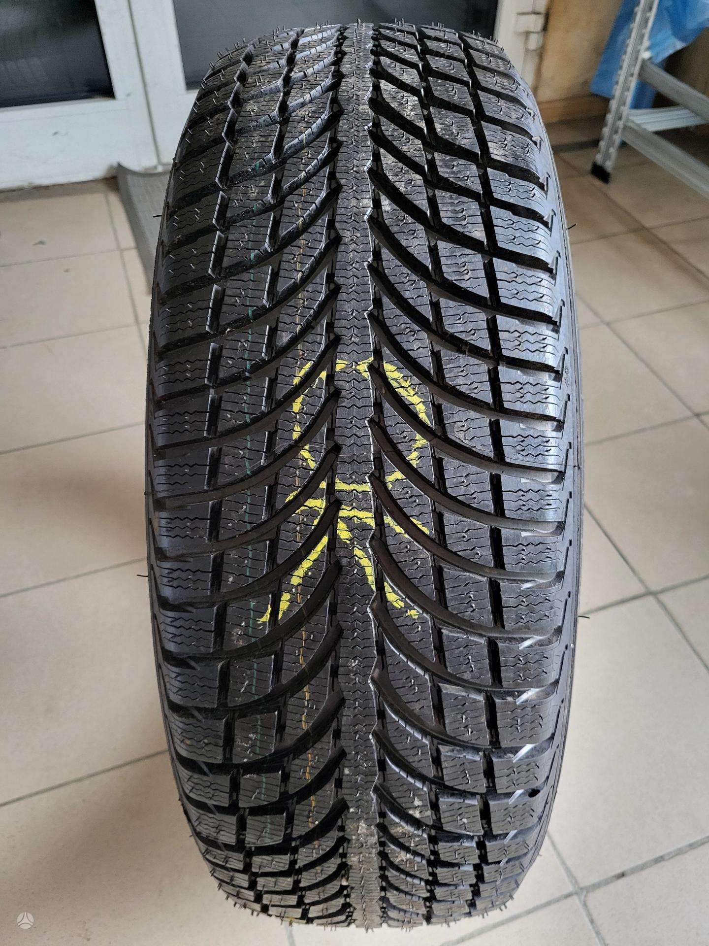 Mischellen Michelin LatitudeAlpin 104H, žieminės 235/65 R17 | A32733138