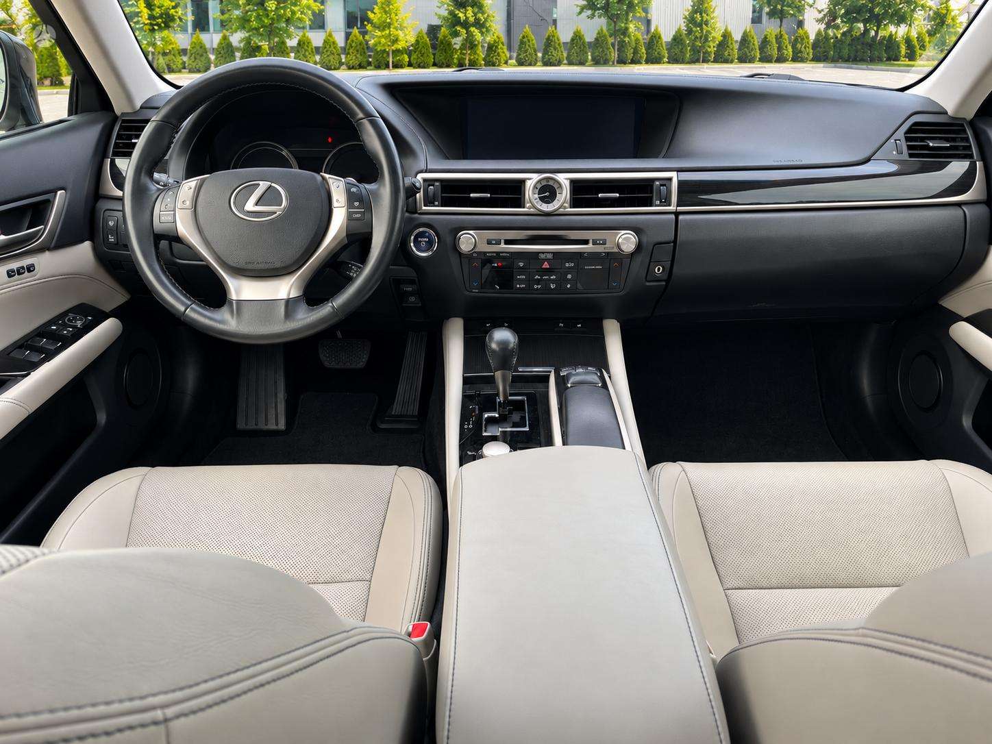 Lexus