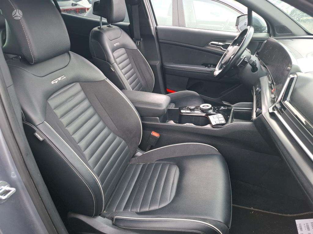 Photo 4 of 4