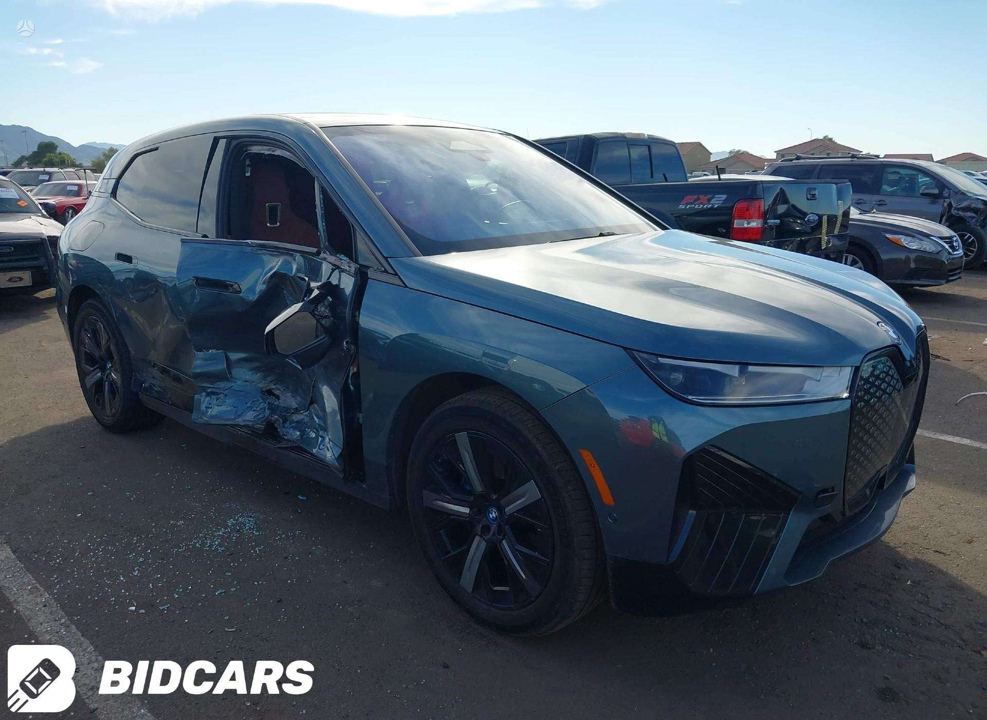 Shiny Metal Ridges BMW iX, Blue ridge mountain metallic, Bmw ix xdrive50 awd 2023 metų jav ...