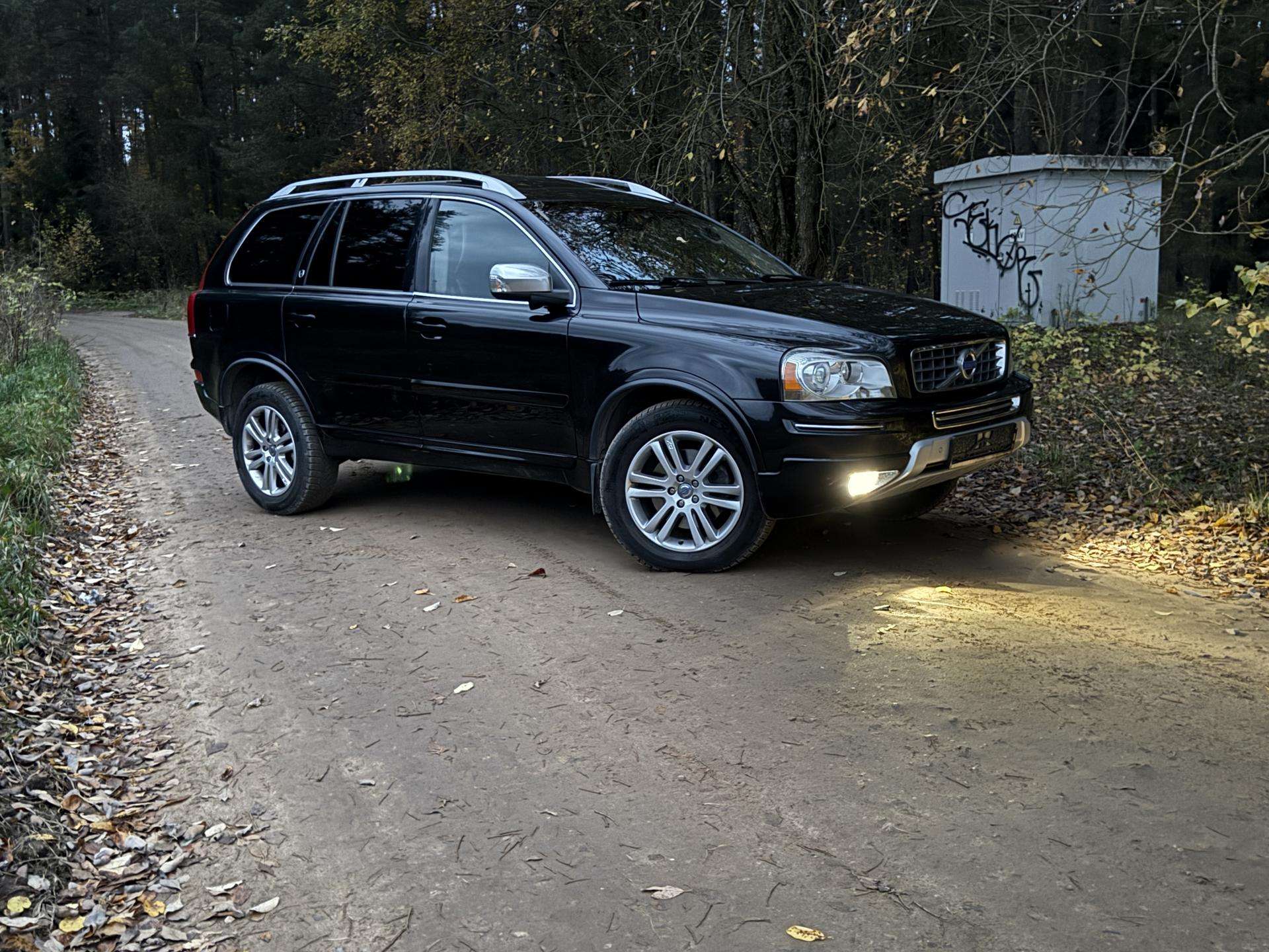 Photo 1 of 4