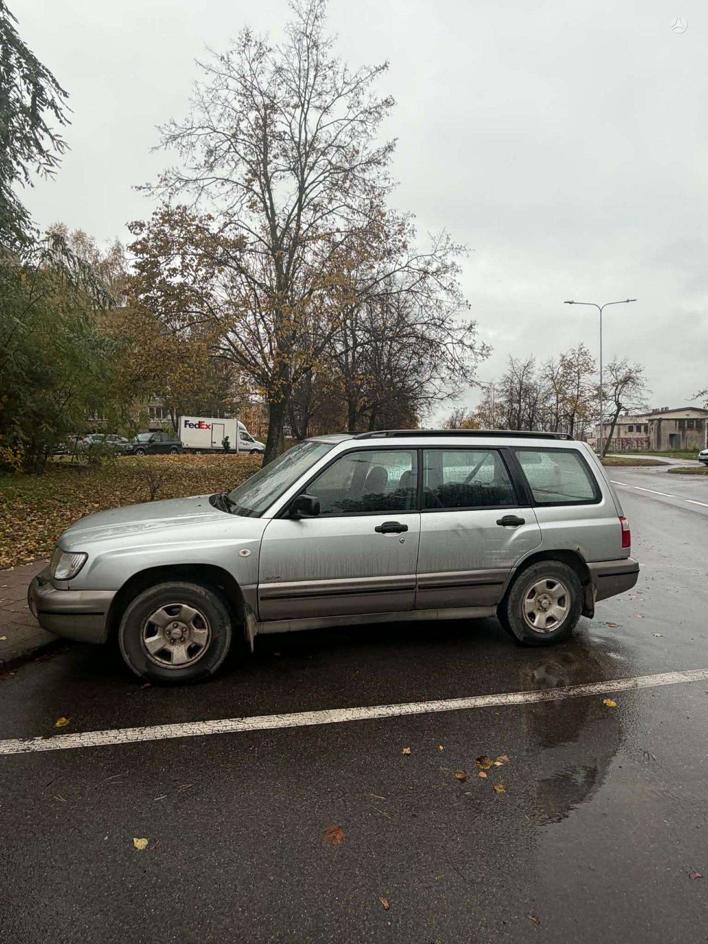 Photo 3 of 4