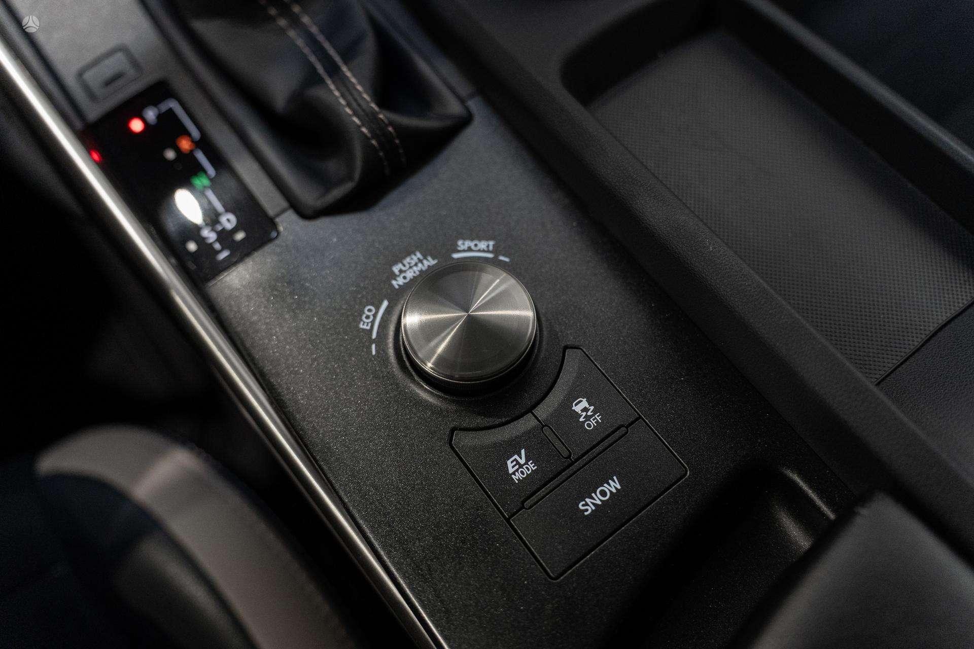 Lexus IS 300h