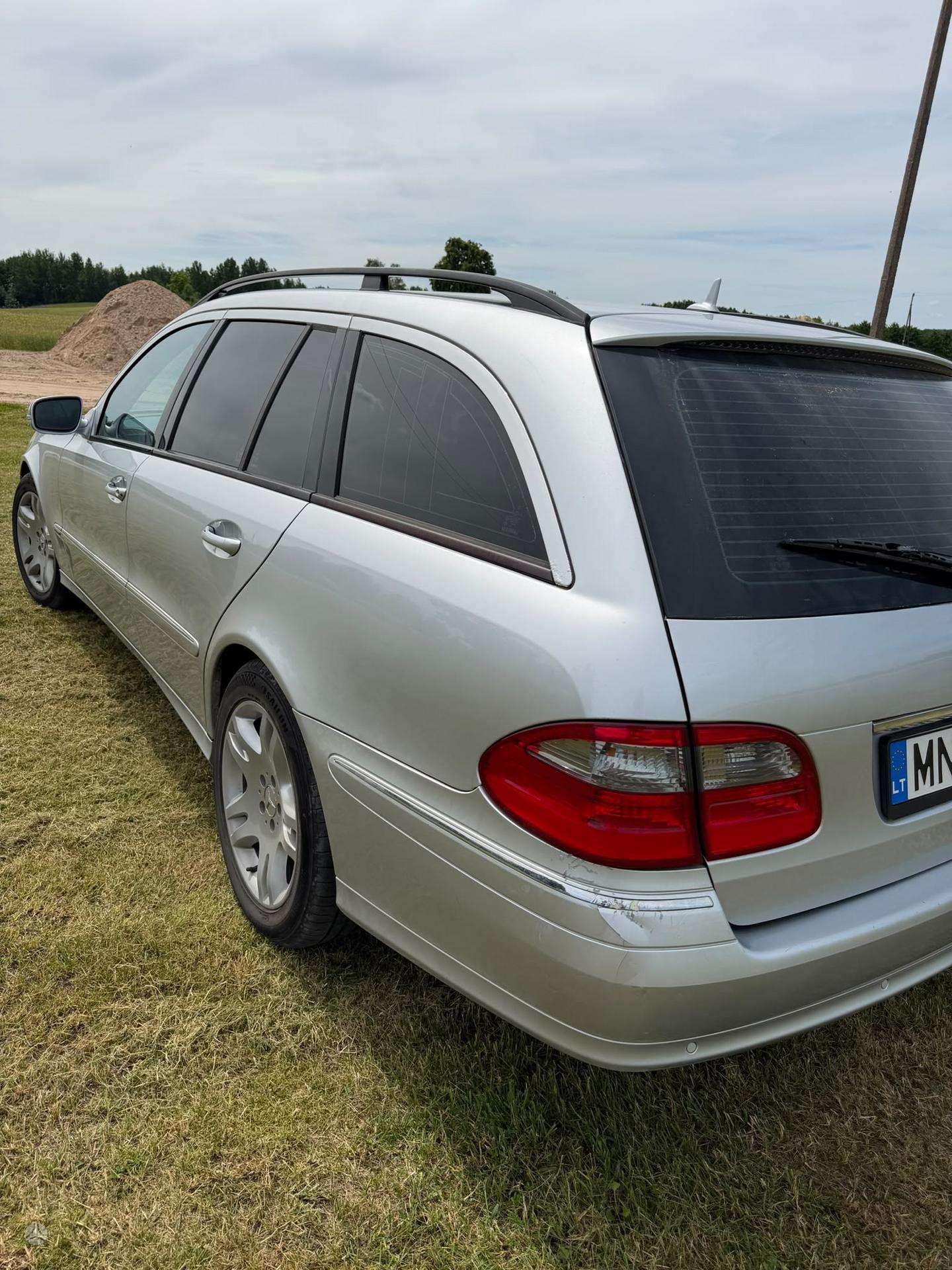 Photo 4 of 4