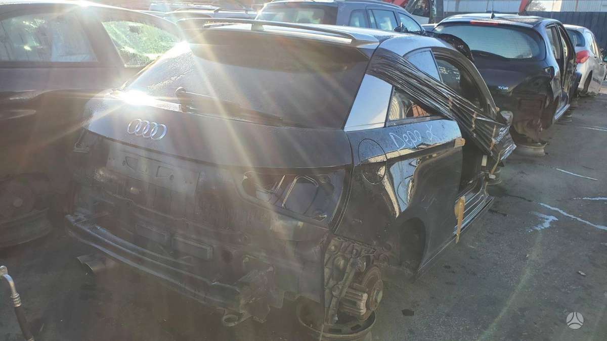 Audi A1 детали салона