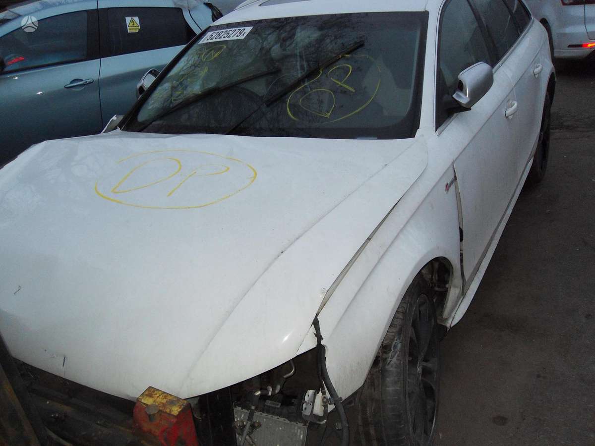Audi S4 for parts
