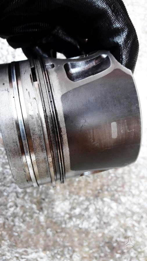 Land Rover Evoque, 2.2 TDCI, variklio detalės
