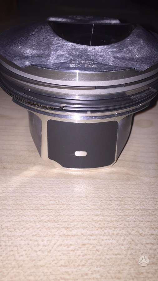 Jaguar XE, Aj126 306PS, crankshaft, pistons