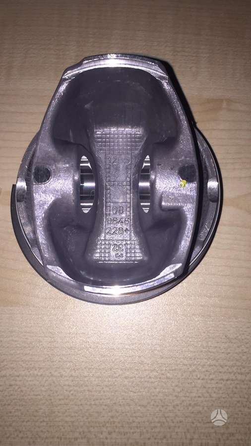 Jaguar XE, Aj126 306PS, crankshaft, pistons