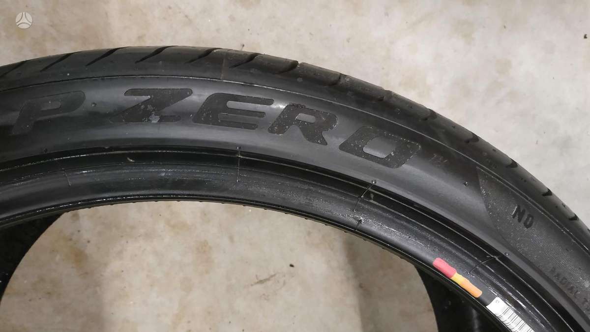 Pirelli, summer 315/30 R22