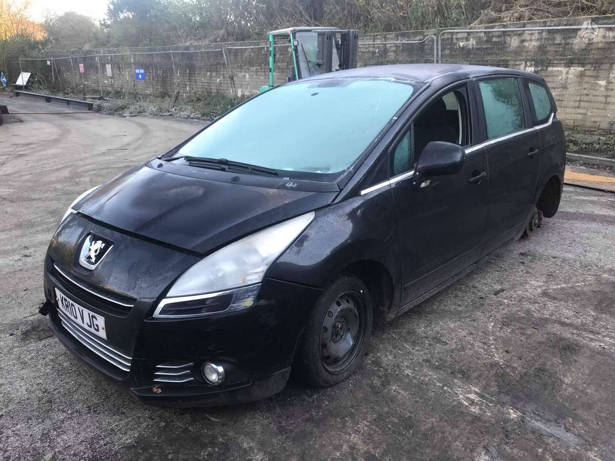 Peugeot 5008 dalimis