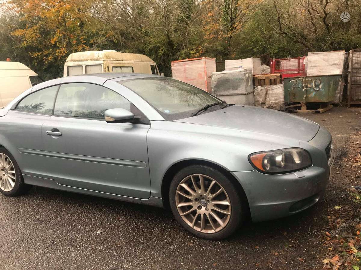 Volvo C70 for parts
