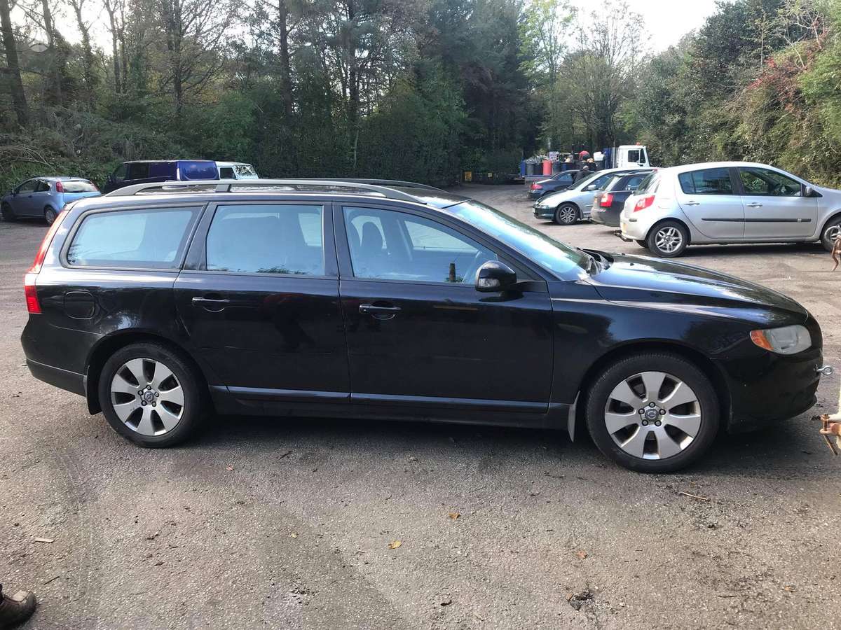 Volvo V70 rezerves daļās