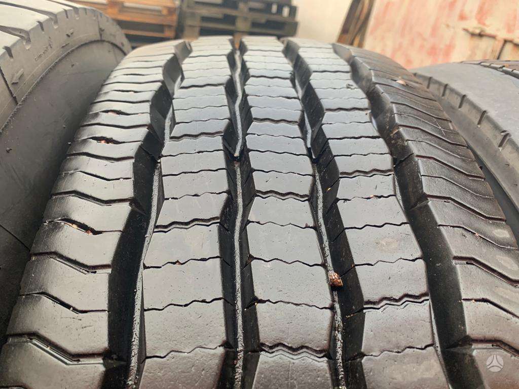 Continental, всесезонные 295/80 R22,5