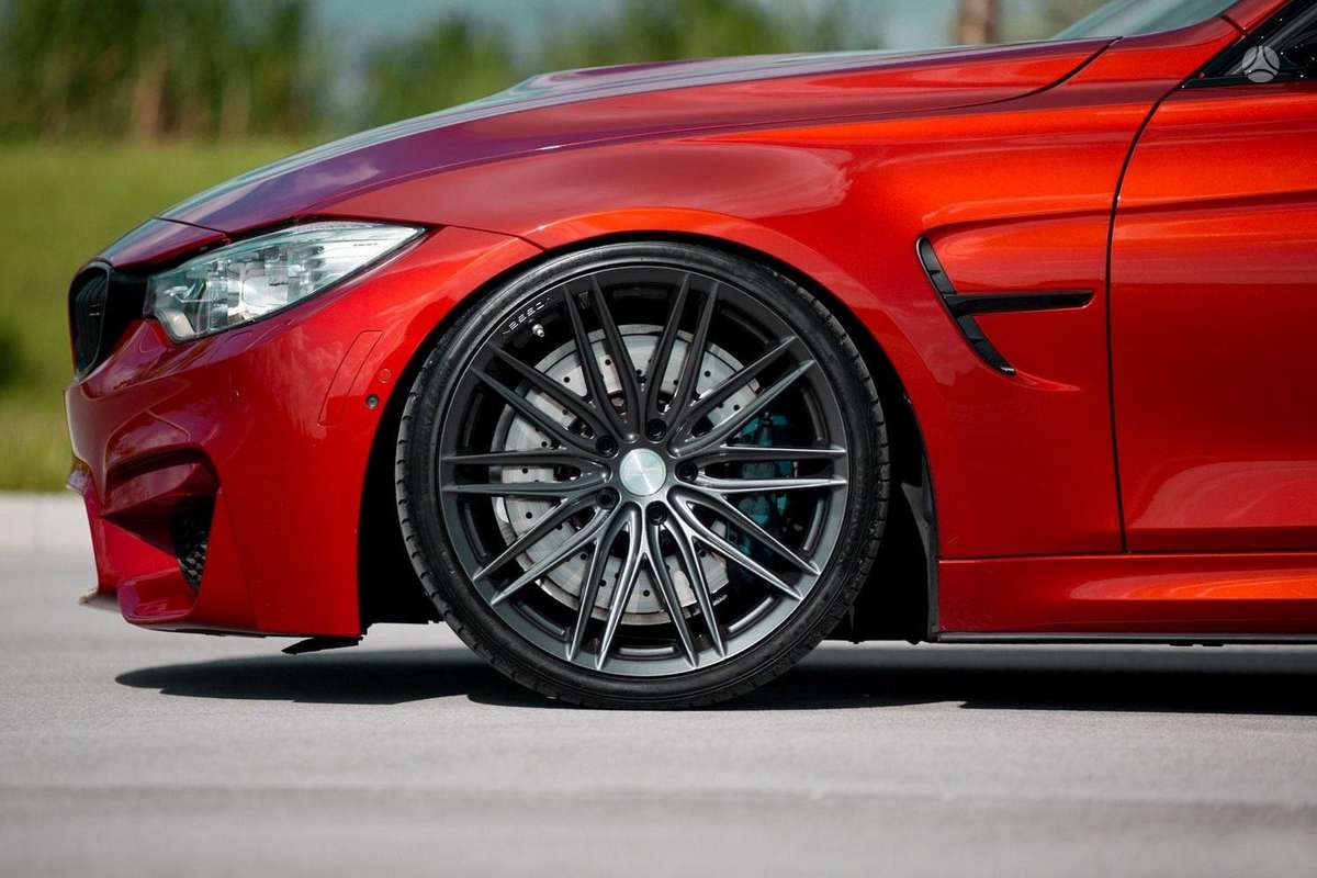 Vossen VFS4, lengvojo lydinio, R19