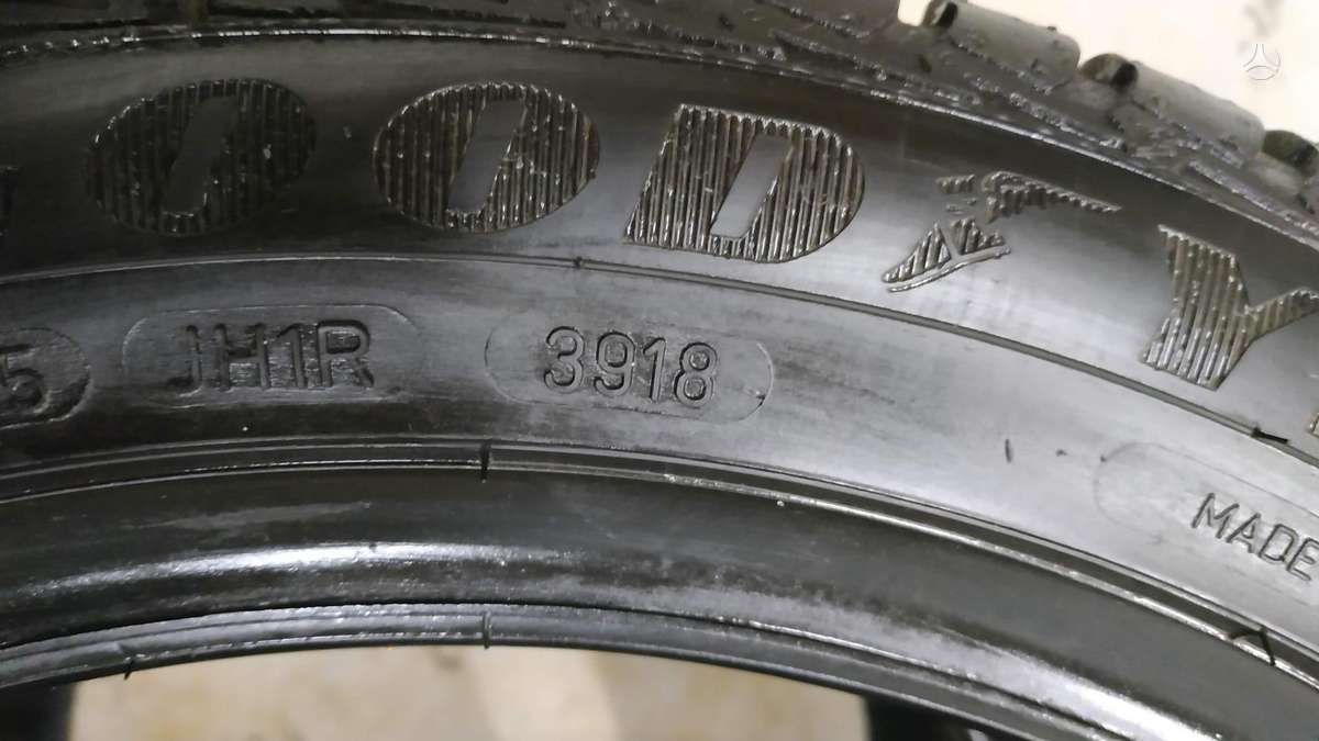 Goodyear, all-season 215/45 R16