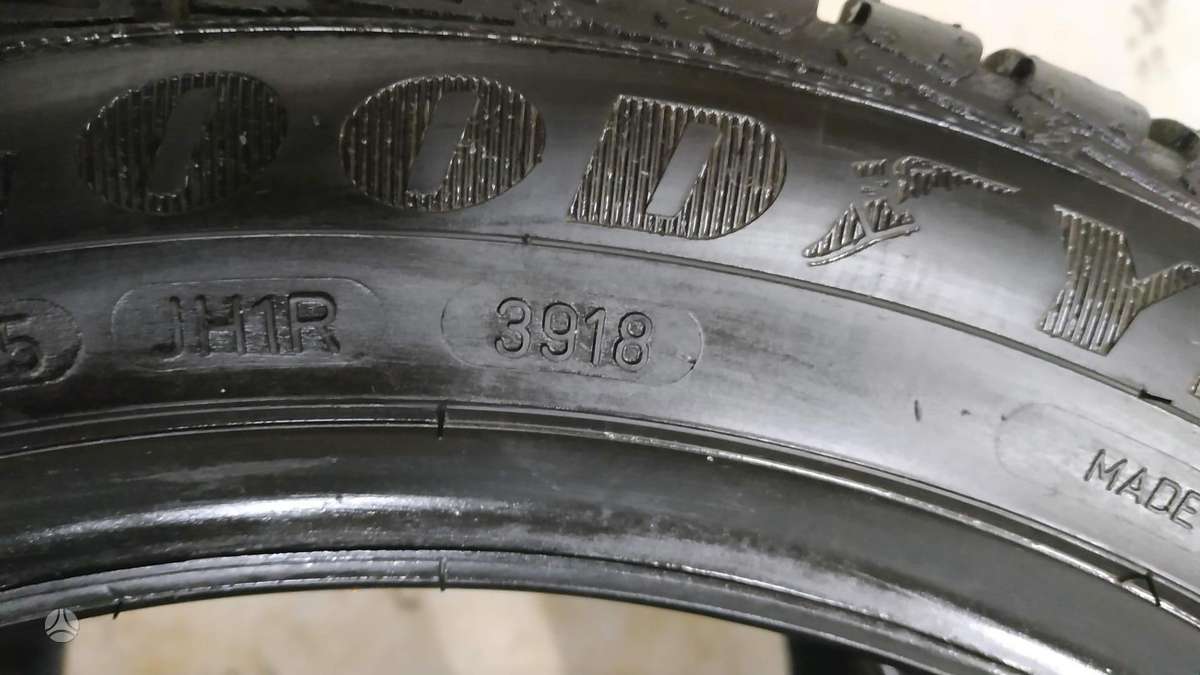 Goodyear, всесезонные 215/45 R16