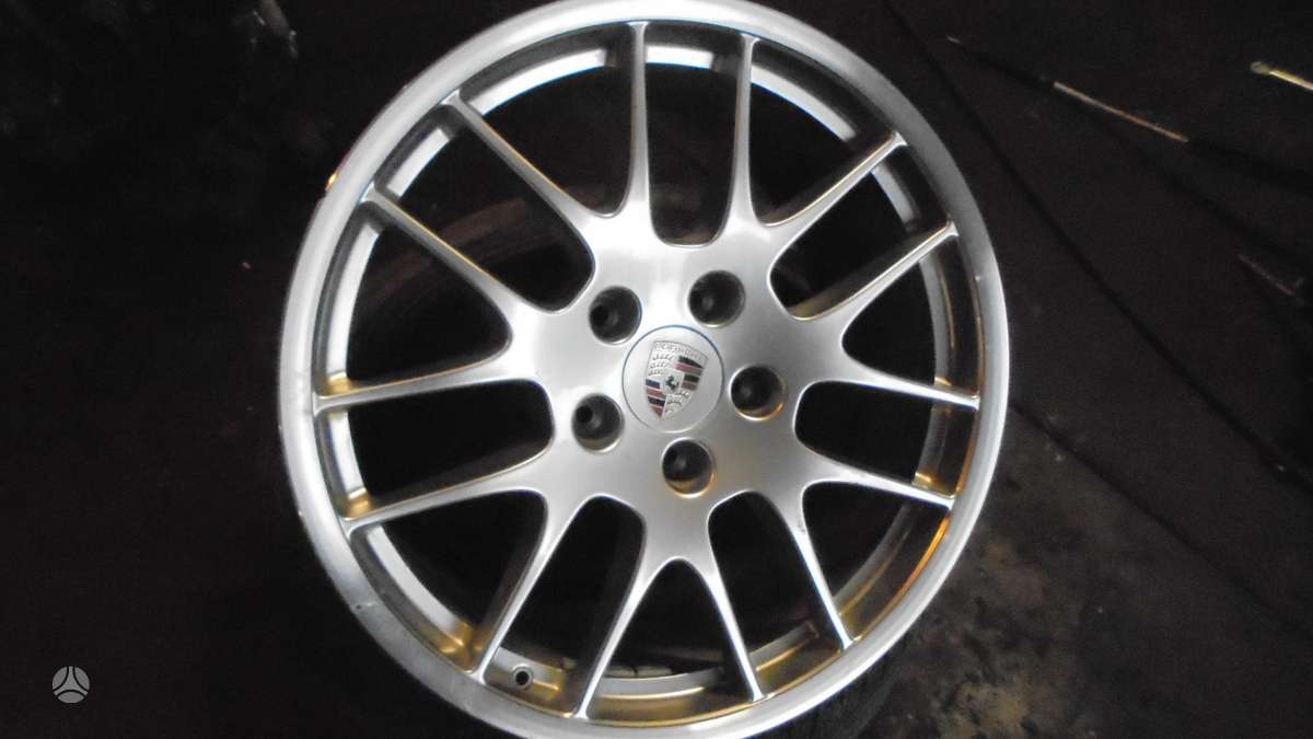 Porsche Panamera, lengvojo lydinio, R20