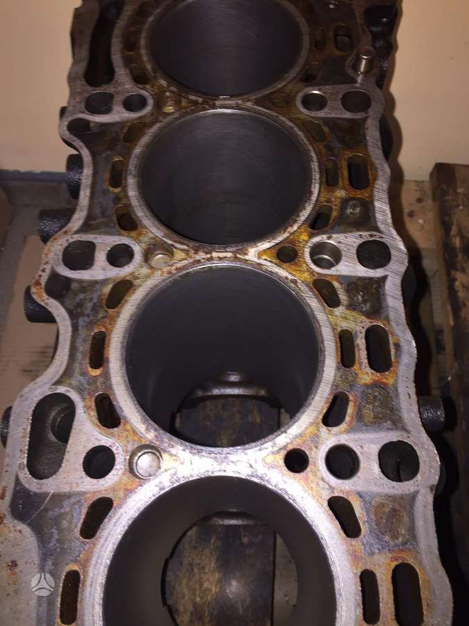 Mercedes-Benz Sprinter, 651.924, engine block, cylinder head