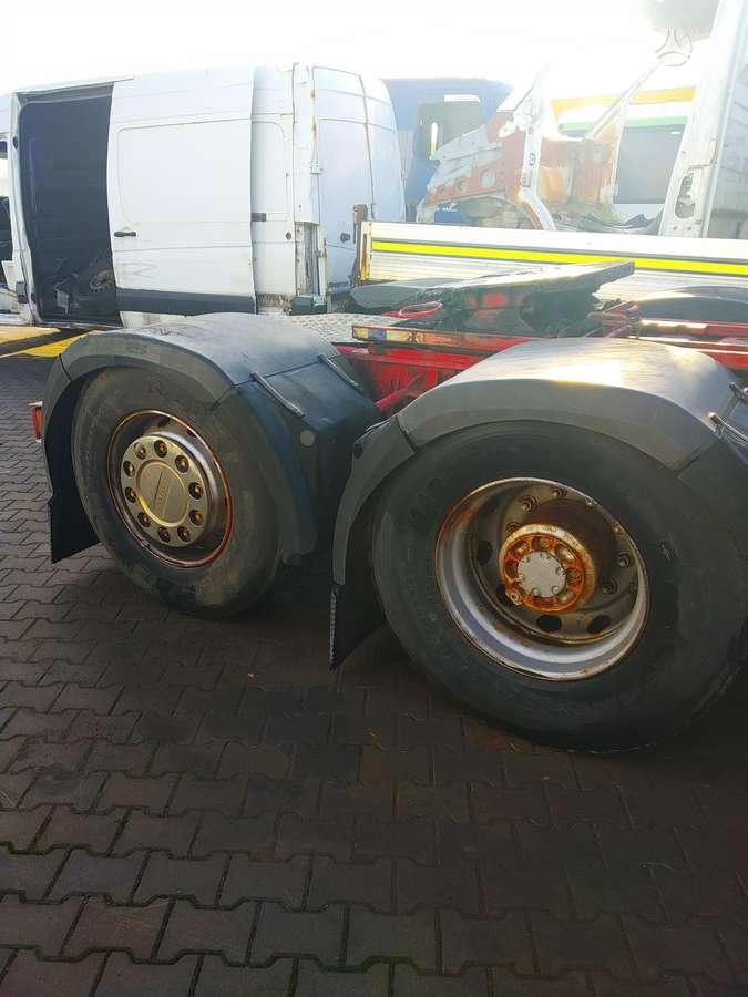 DAF Xf 105  6x2, vilkikai