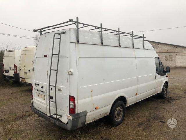 Ford Transit, preču