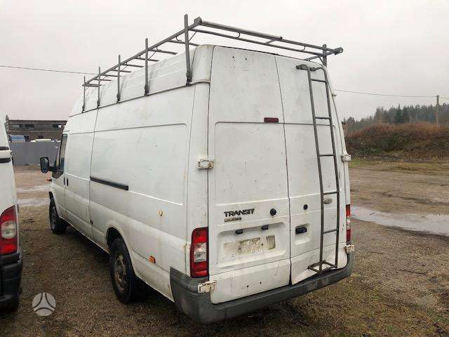 Ford Transit, preču