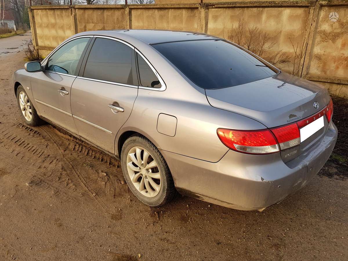 Hyundai Grandeur dalimis