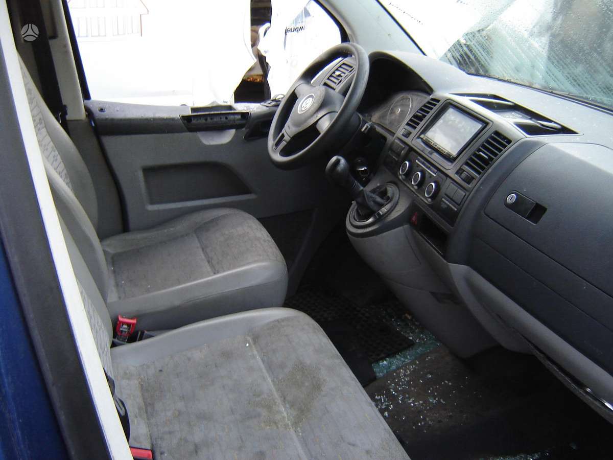 Volkswagen Transporter, passenger vans