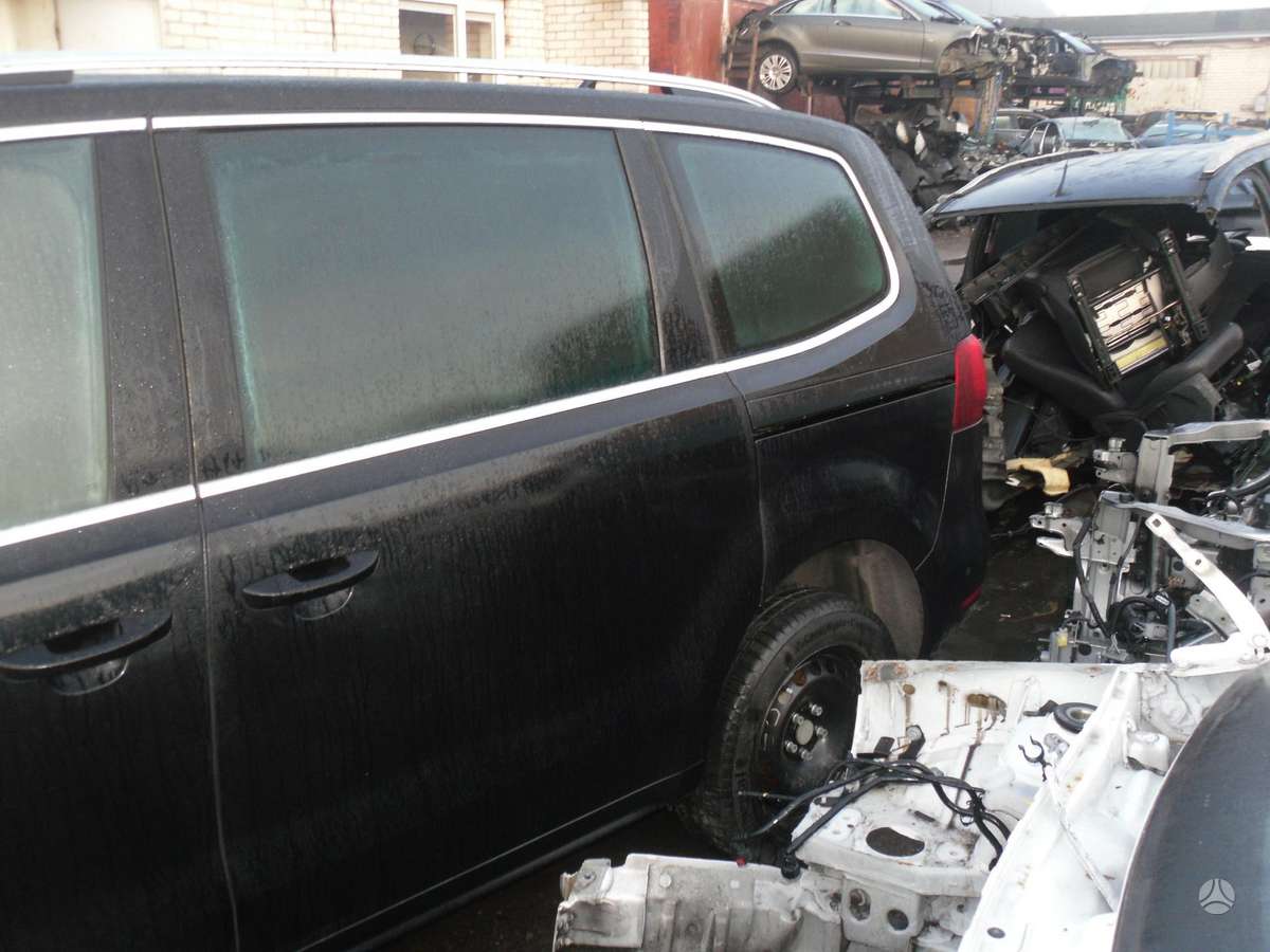 Volkswagen Sharan dalimis