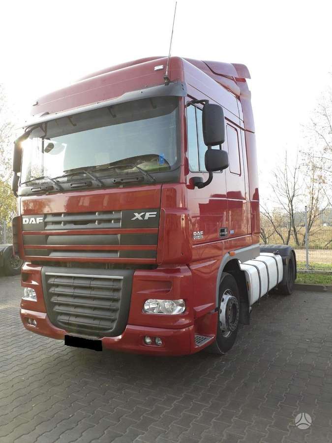 DAF FT XF105, vilcējs