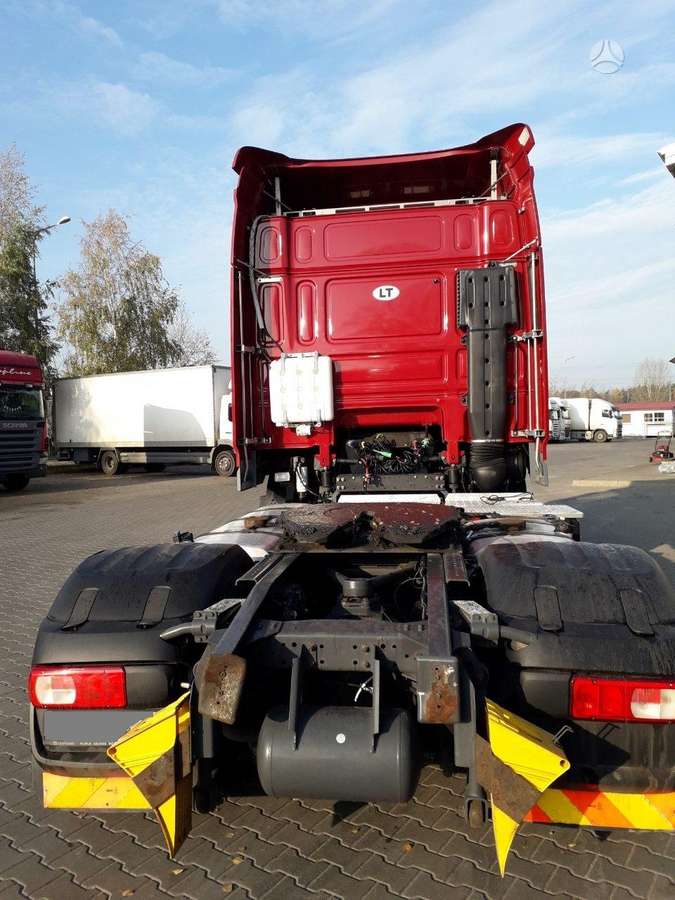 DAF FT XF105, vilcējs