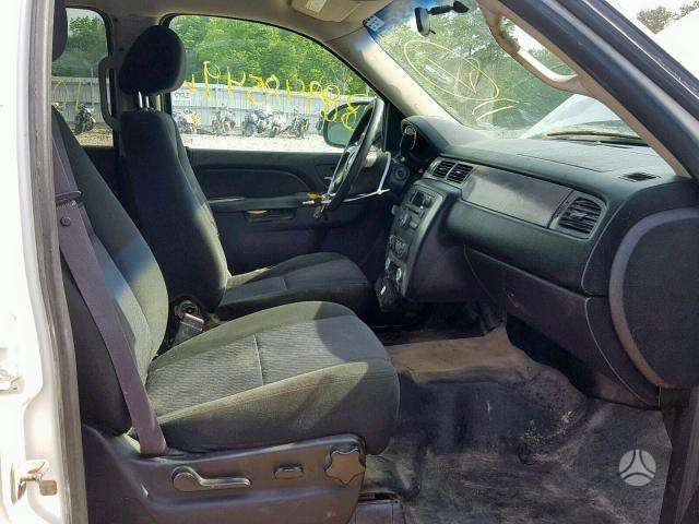Chevrolet Tahoe for parts