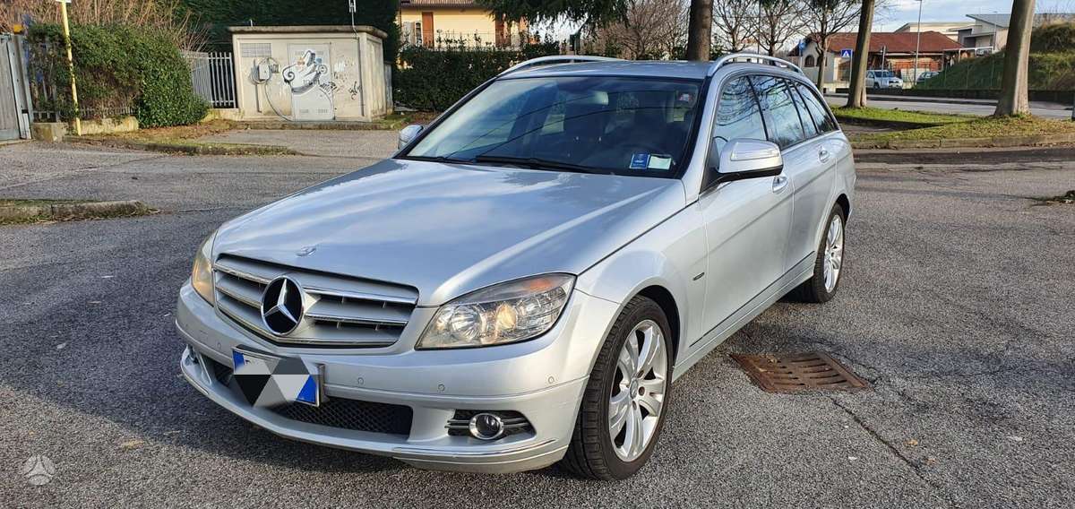 Mercedes-Benz C klasė по частям