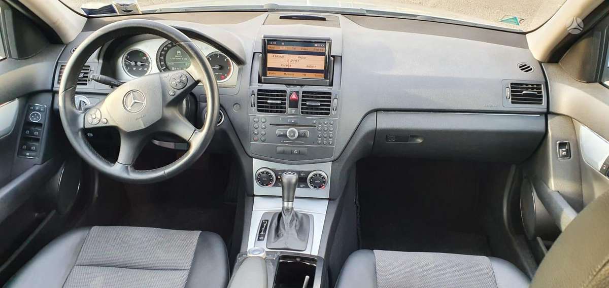 Mercedes-Benz C klasė по частям