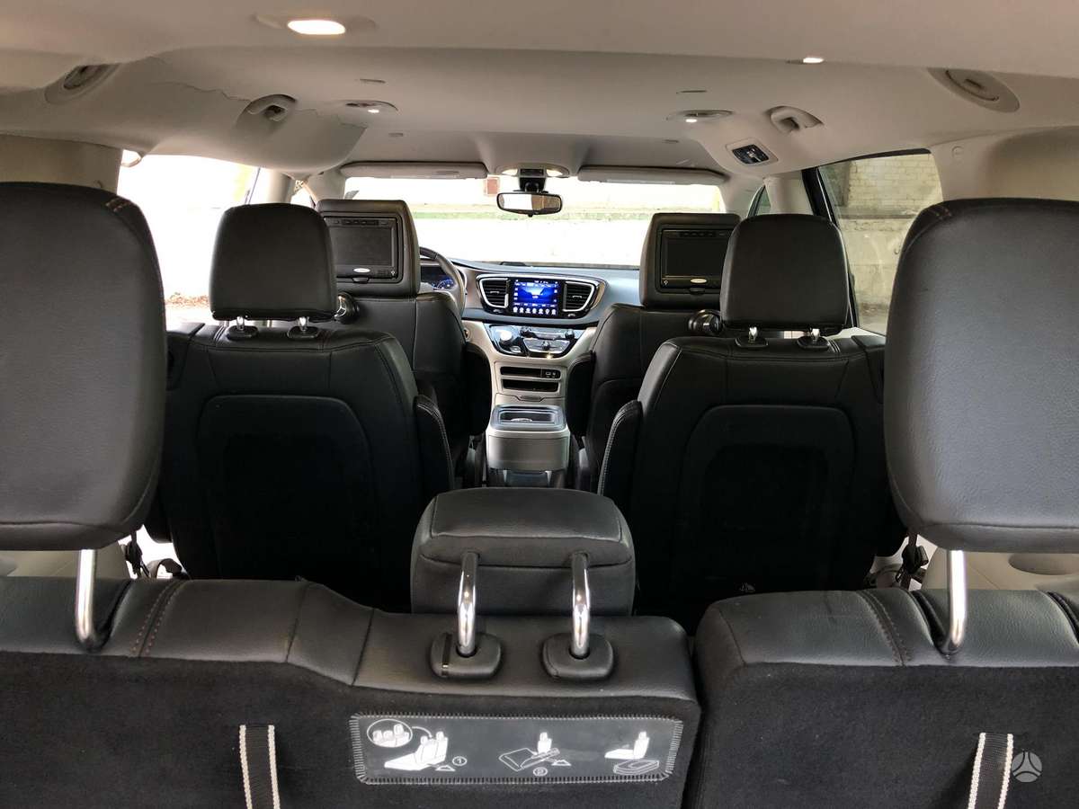 Chrysler Pacifica по частям. Yra visos dalys