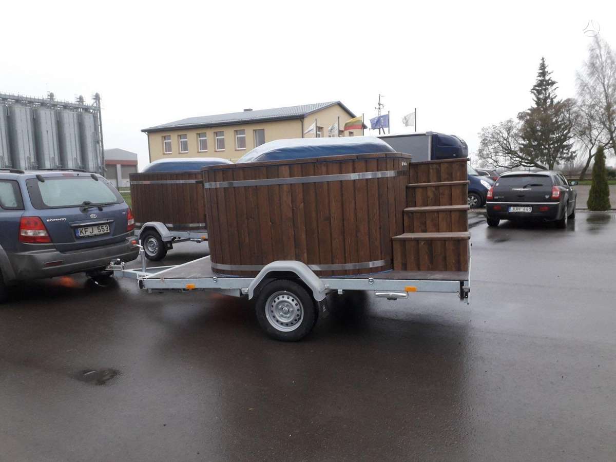 Tauras TAURAS B 700, platformos