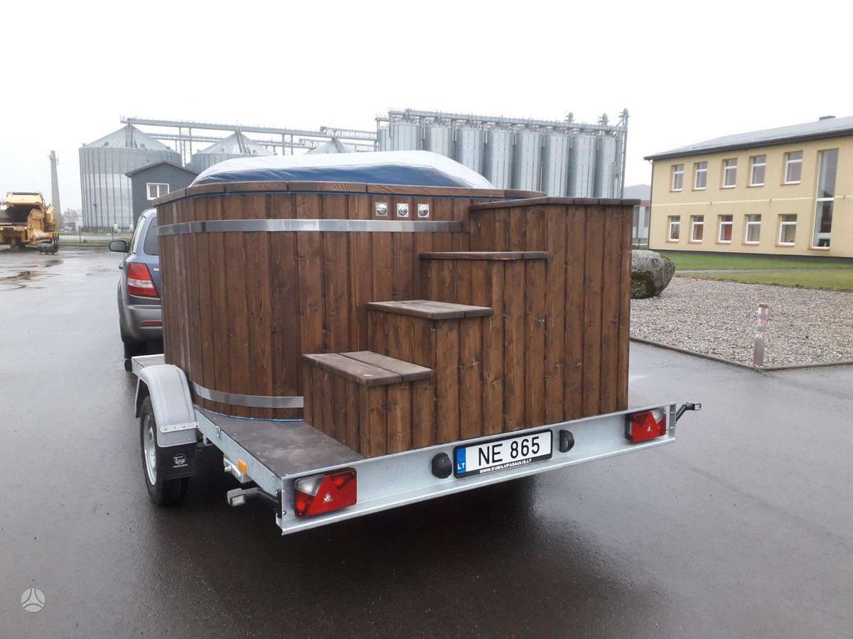 Tauras TAURAS B 700, platformas