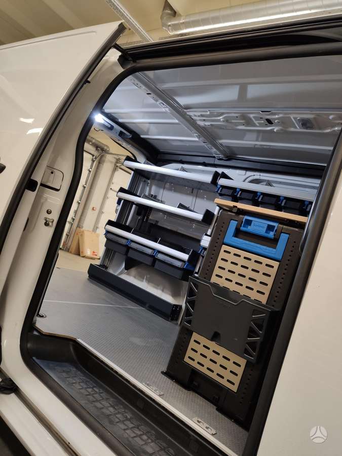 Toyota Proace, cargo vans
