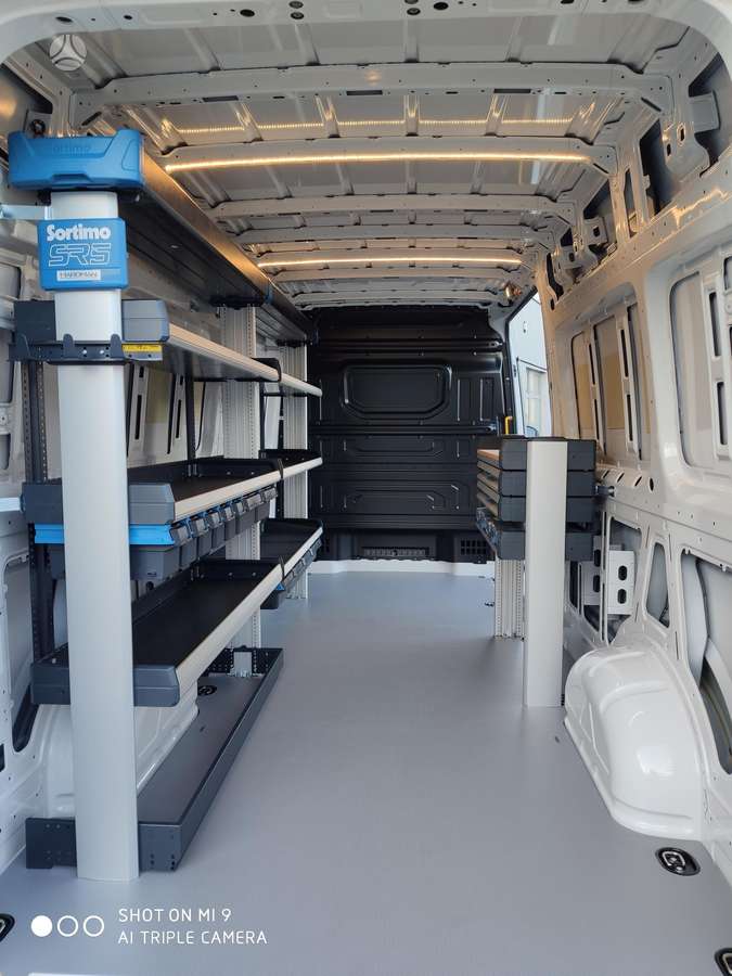 Volkswagen Crafter, preču
