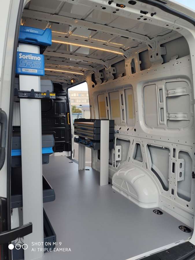 Volkswagen Crafter, preču
