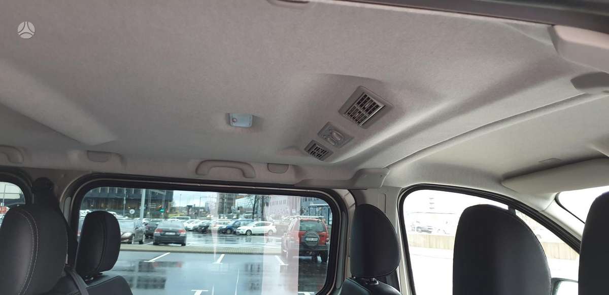 Renault Trafic, passenger minibus