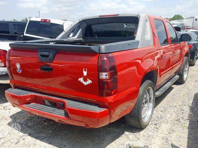 Chevrolet Avalanche dalimis