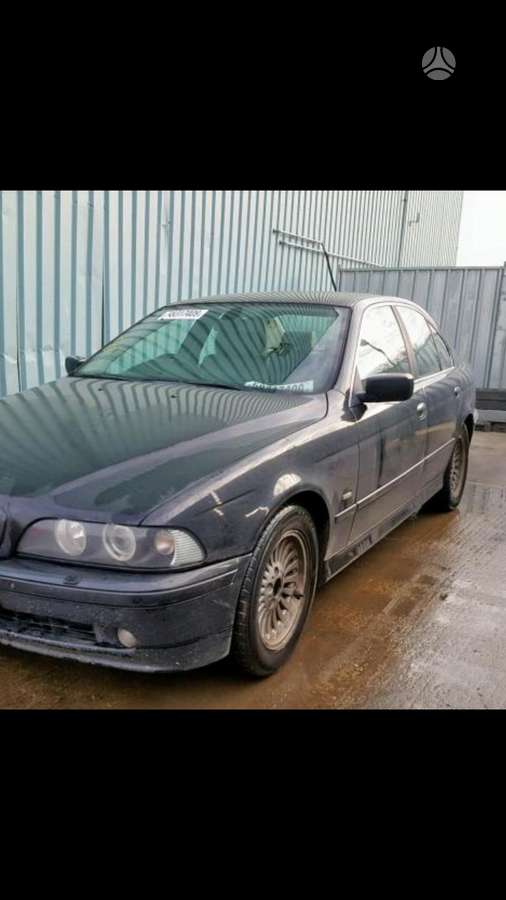 BMW 530 dalimis