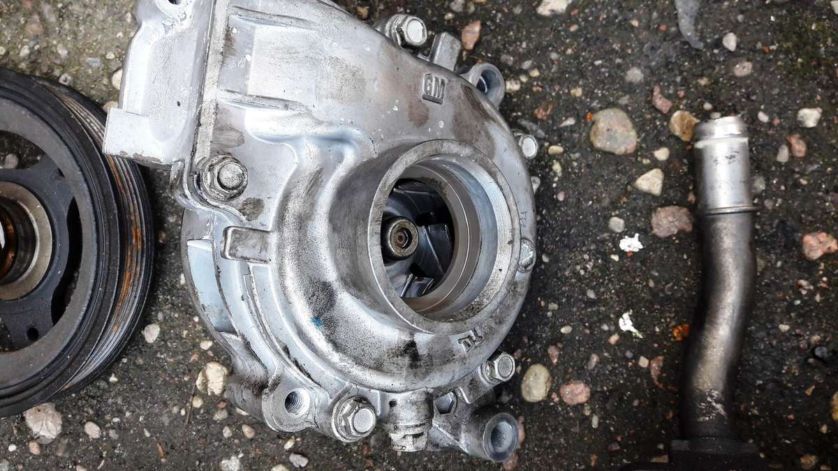 Opel Insignia, A20NFT, engine parts