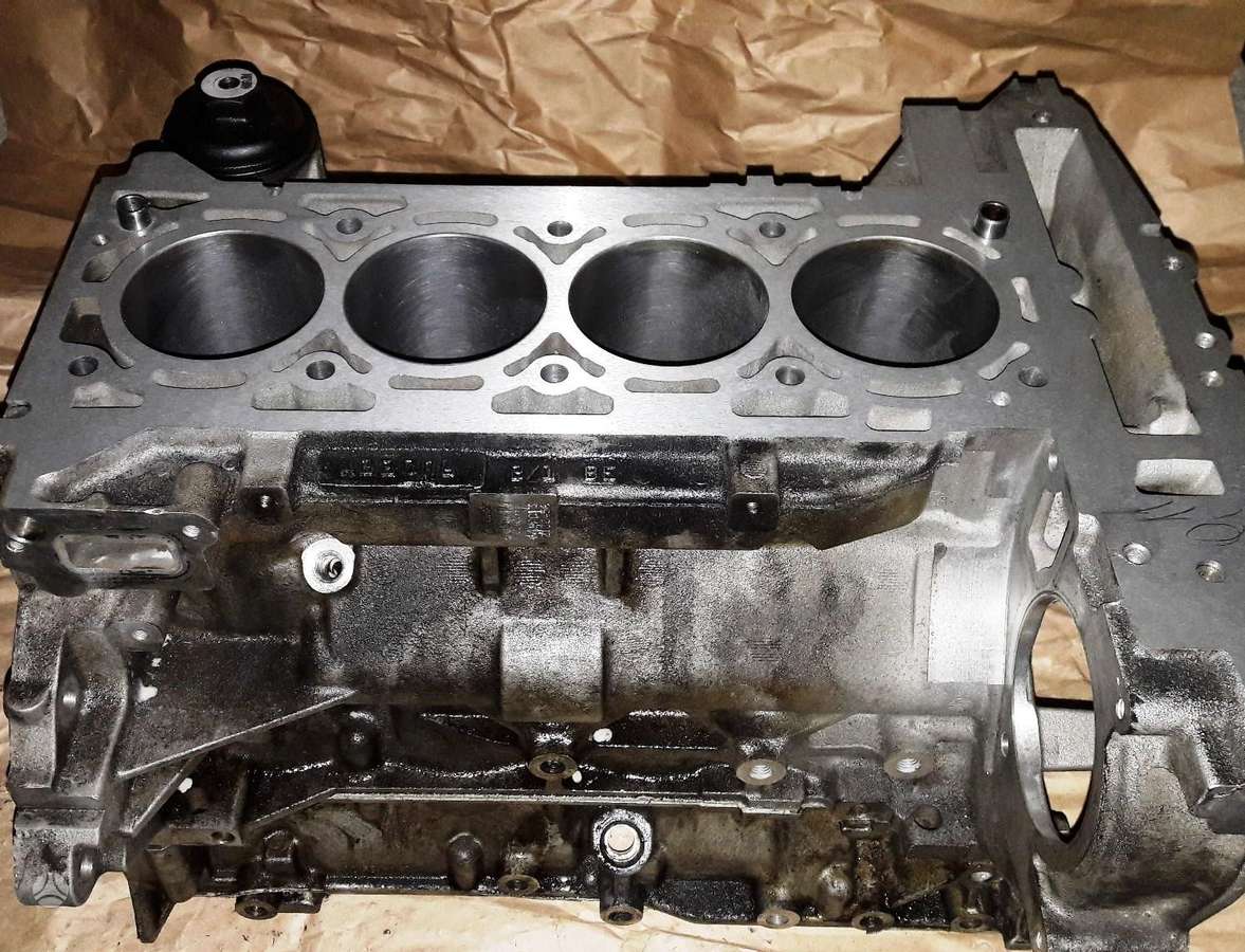 Opel Insignia, A20NFT, engine parts