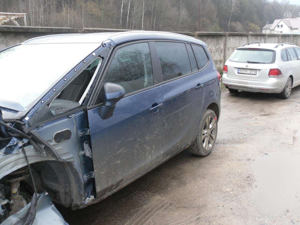 Opel Zafira rezerves daļās